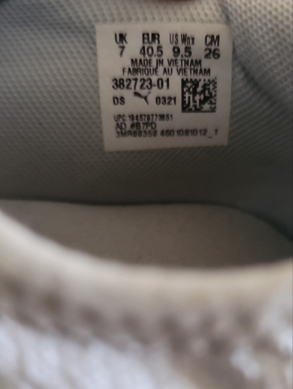 Puma Women's Light Blue Sneakers with Pastel Rainbow Accents - Picture 14 of 15